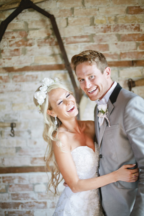 elegant-and-glamorous-barn-wedding