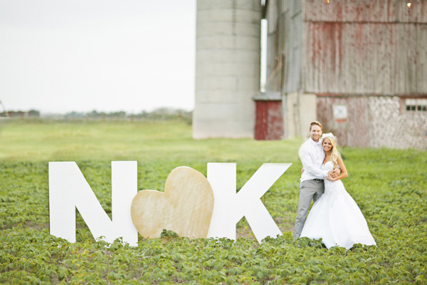 elegant-and-glamorous-barn-wedding