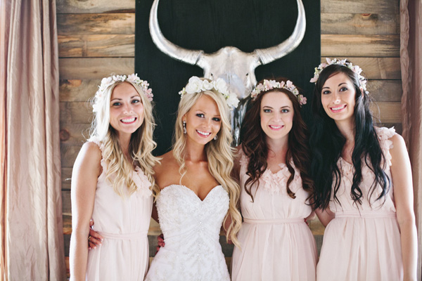 elegant-and-glamorous-barn-wedding