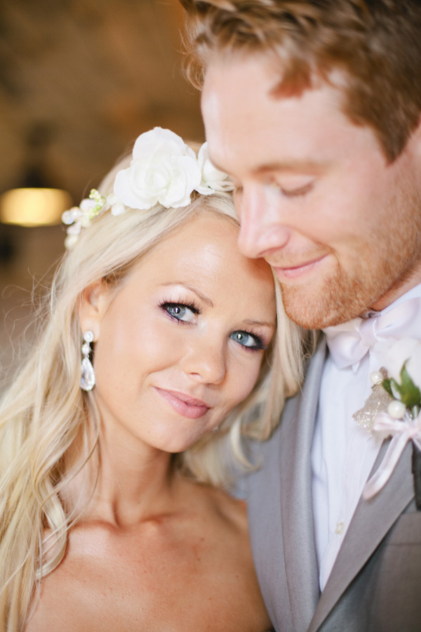 elegant-and-glamorous-barn-wedding