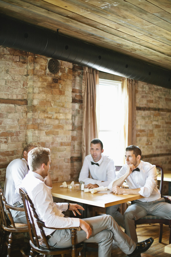 elegant-and-glamorous-barn-wedding