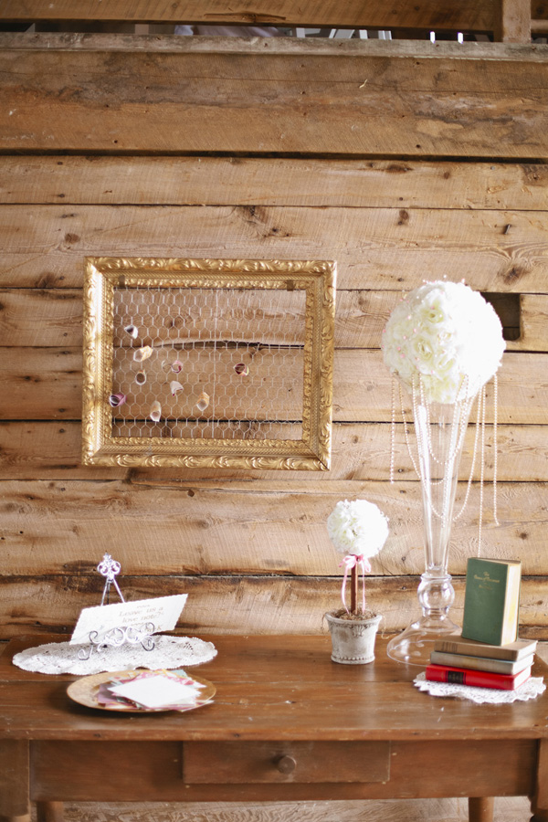 elegant-and-glamorous-barn-wedding