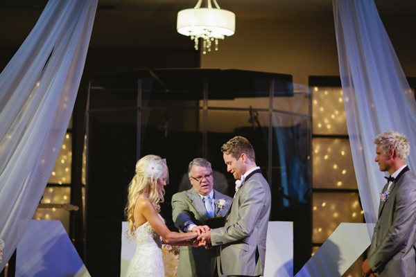 elegant-and-glamorous-barn-wedding