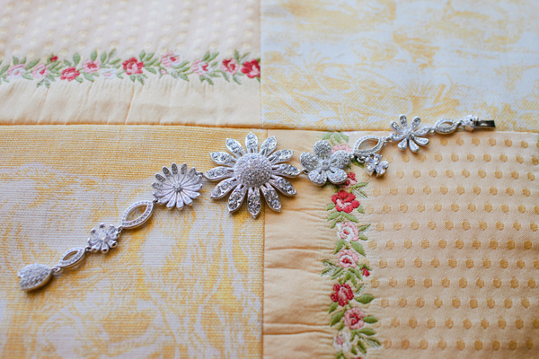 gray-green-and-yellow-wedding