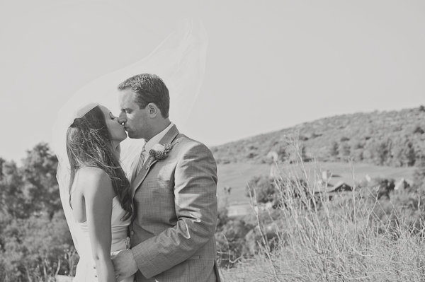 peach-gray-and-white-wedding-ideas