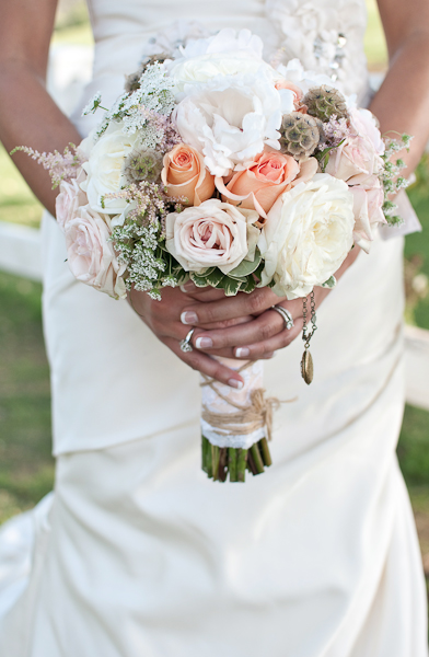peach-gray-and-white-wedding-ideas