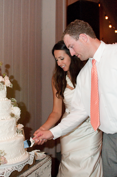 peach-gray-and-white-wedding-ideas