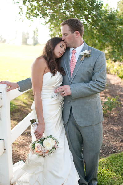 peach-gray-and-white-wedding-ideas