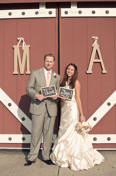 peach-gray-and-white-wedding-ideas