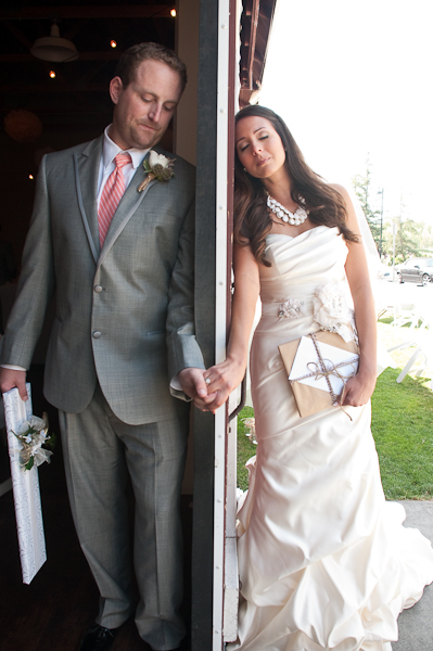 peach-gray-and-white-wedding-ideas