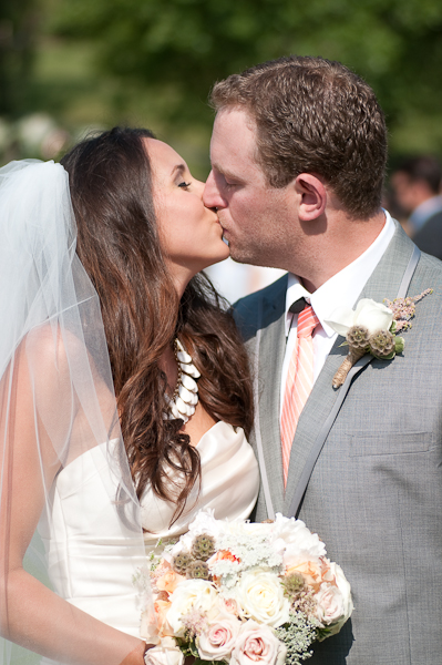 peach-gray-and-white-wedding-ideas