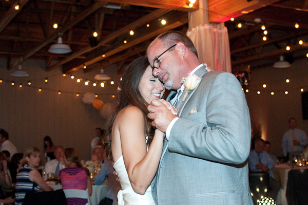 peach-gray-and-white-wedding-ideas