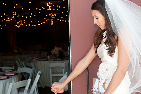 peach-gray-and-white-wedding-ideas
