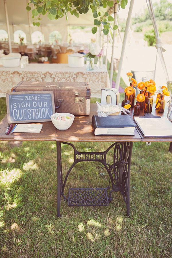 pennsylvania-handcrafted-barn-wedding