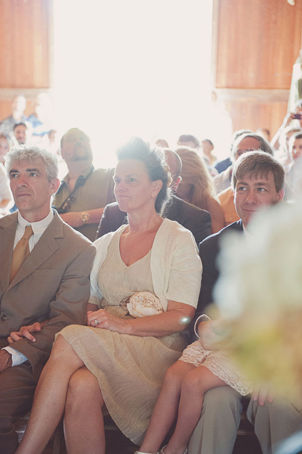 pennsylvania-handcrafted-barn-wedding