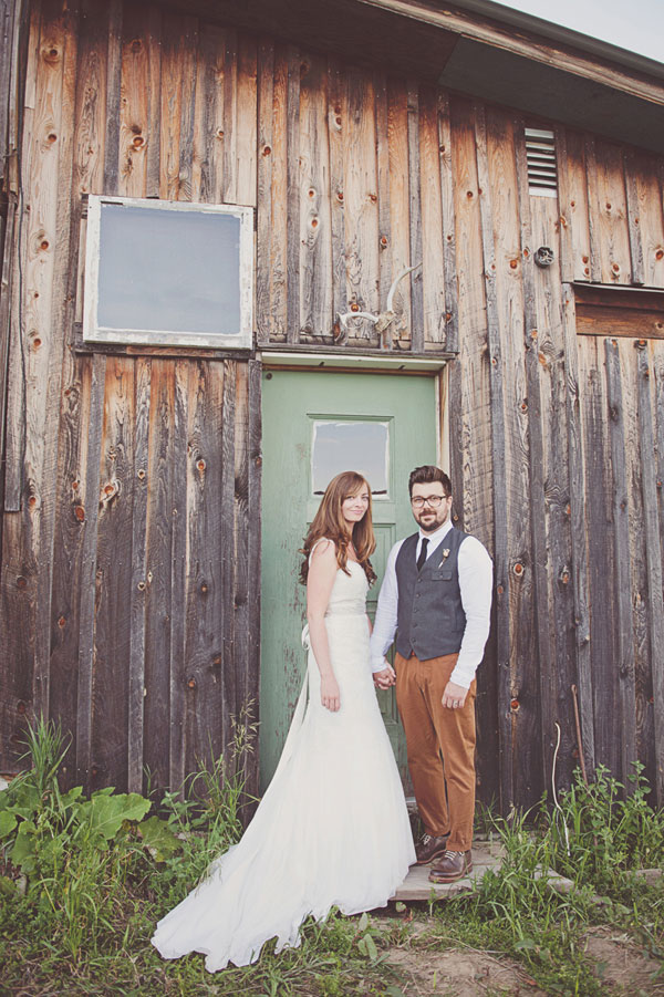 pennsylvania-handcrafted-barn-wedding