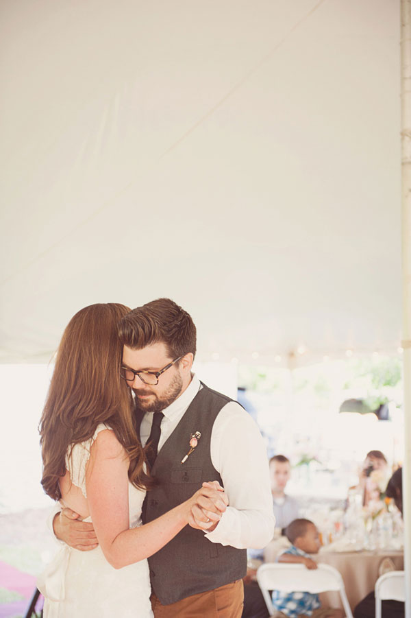 pennsylvania-handcrafted-barn-wedding