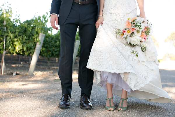 romantic-vineyard-wedding-lincourt