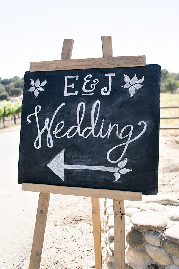 romantic-vineyard-wedding-lincourt