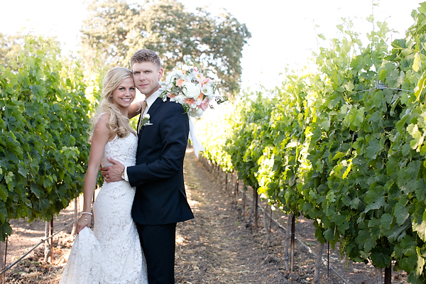 romantic-vineyard-wedding-lincourt