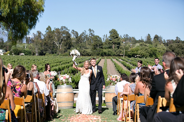 romantic-vineyard-wedding-lincourt