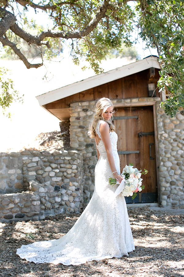 romantic-vineyard-wedding-lincourt