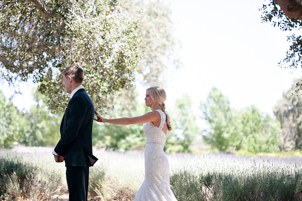 romantic-vineyard-wedding-lincourt