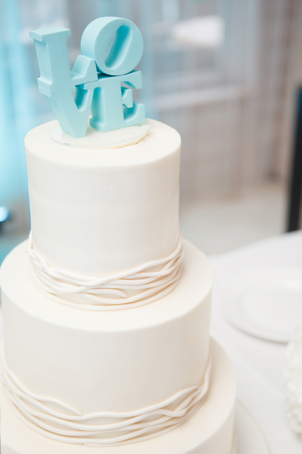 tiffany-blue-beach-wedding