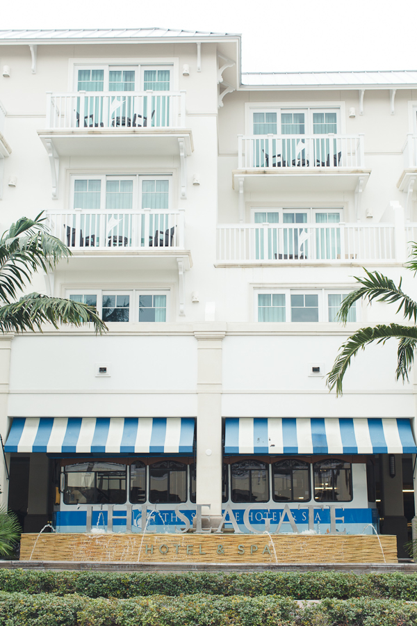 tiffany-blue-beach-wedding