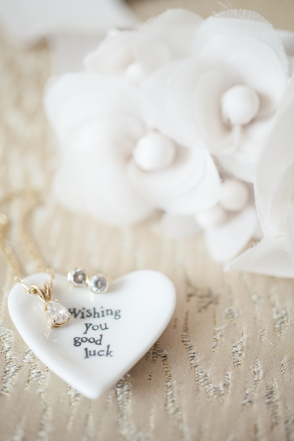 tiffany-blue-beach-wedding