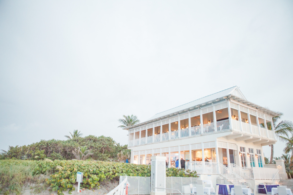 tiffany-blue-beach-wedding