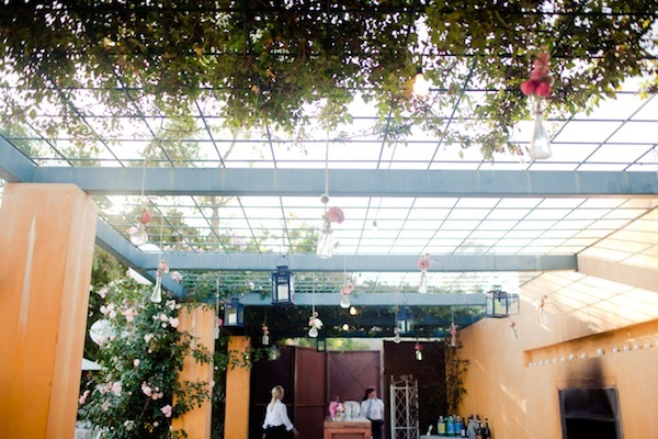 black-and-pink-malibu-wedding