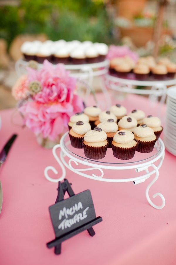 black-and-pink-malibu-wedding