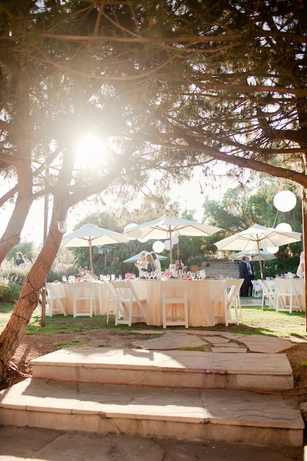 black-and-pink-malibu-wedding