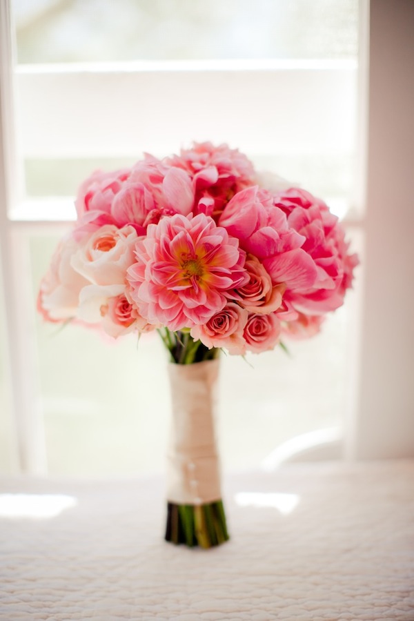 black-and-pink-malibu-wedding