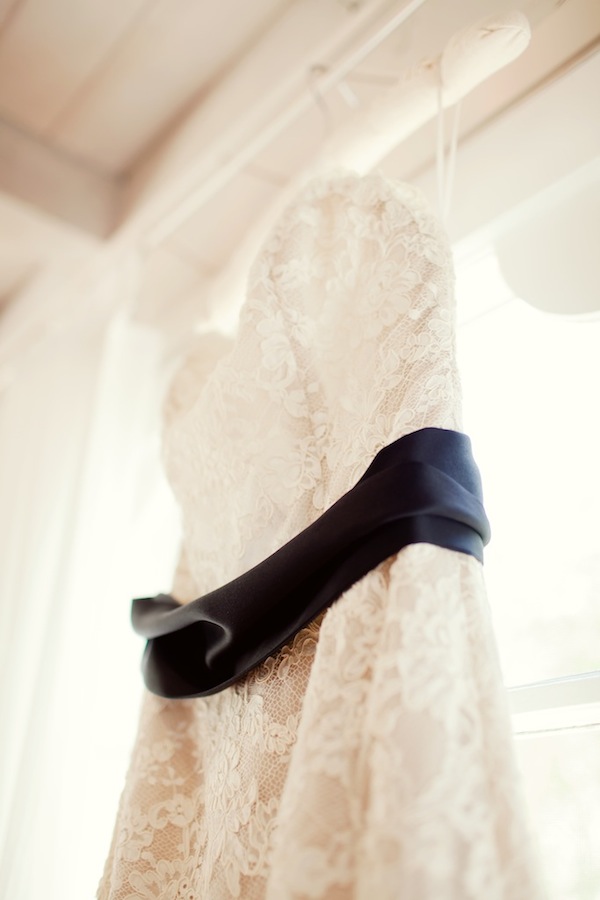 black-and-pink-malibu-wedding