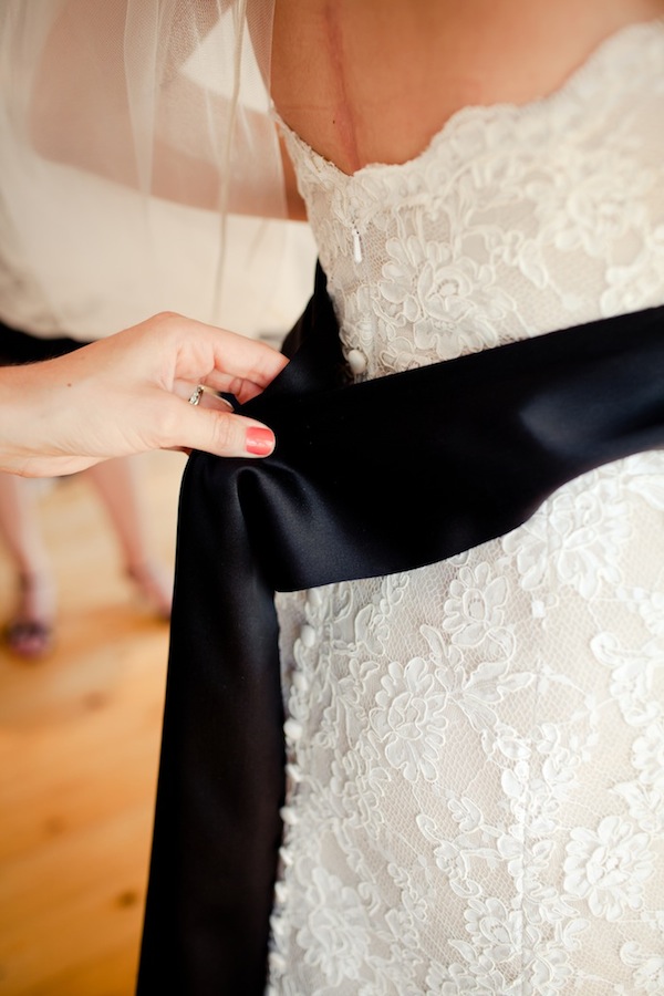 black-and-pink-malibu-wedding