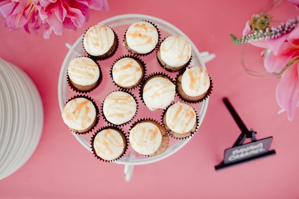 black-and-pink-malibu-wedding