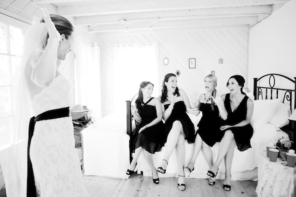 black-and-pink-malibu-wedding