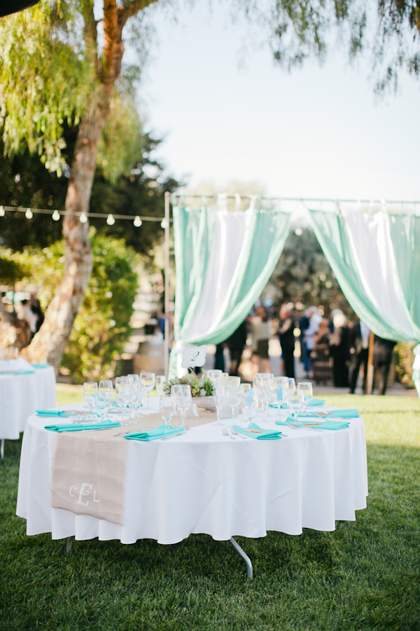 central-coast-aqua-and-poppy-wedding