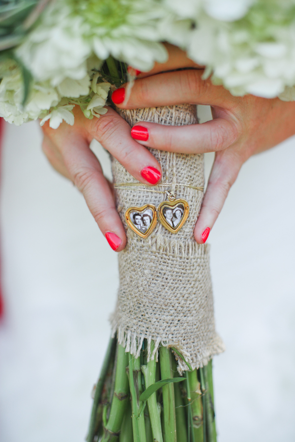 central-coast-aqua-and-poppy-wedding