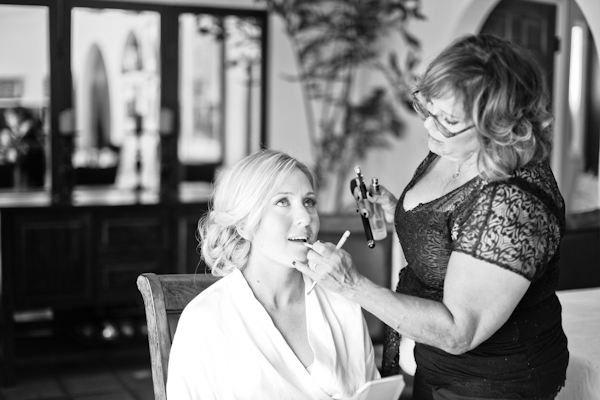 central-coast-aqua-and-poppy-wedding