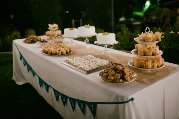 central-coast-aqua-and-poppy-wedding