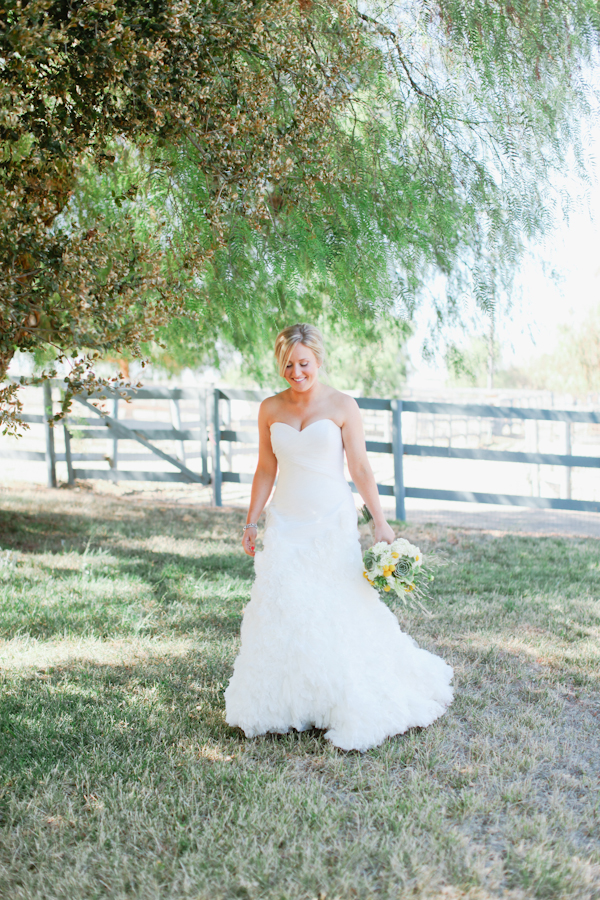 central-coast-aqua-and-poppy-wedding