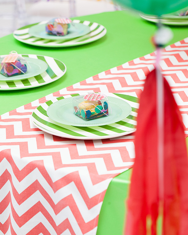 colorful-new-years-eve-wedding-ideas