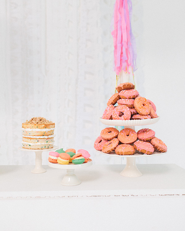 colorful-new-years-eve-wedding-ideas