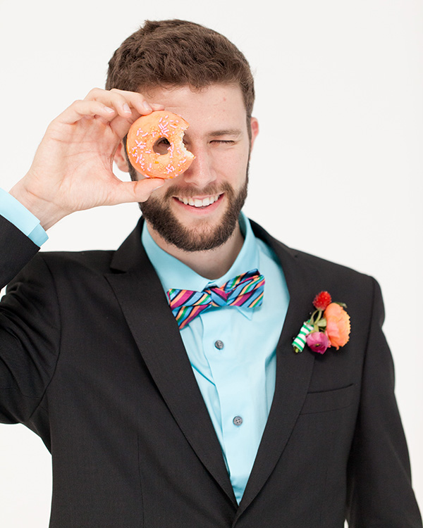 colorful-new-years-eve-wedding-ideas