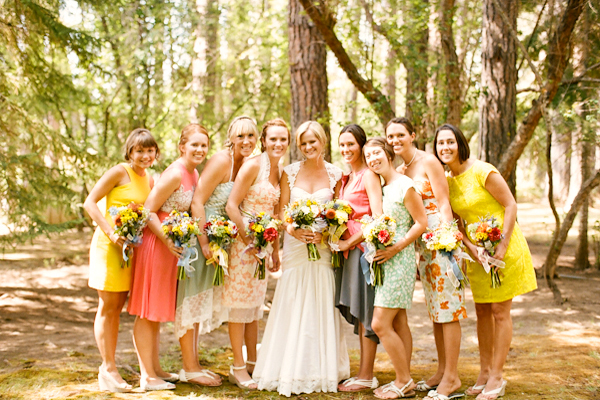 colorful-outdoor-oregon-wedding