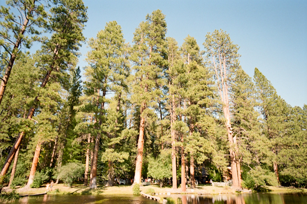 colorful-outdoor-oregon-wedding