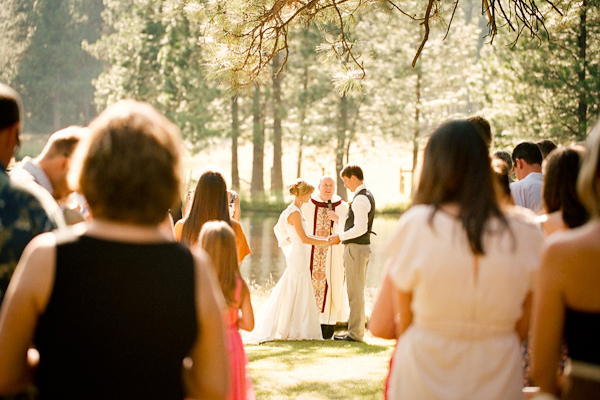colorful-outdoor-oregon-wedding